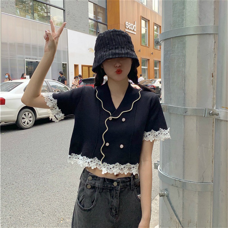 Áo Dệt Kim Ngắn Tay Cổ Búp Bê Phối Ren Lưng Cao Thời Trang