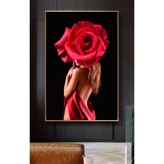 Tranh canvas treo tường cô gái và hoa hồng TTC20122 - 40 x 60 cm