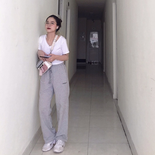 [Mã 2611THTRANG100K hoàn 10% xu đơn 99K] QUẦN DÀI FUNKY GREY PANTS | BigBuy360 - bigbuy360.vn