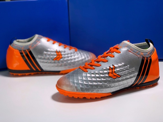 Giày đá banh,giày đá bóng sân cỏ nhân tạo cổ caoi | BigBuy360 - bigbuy360.vn