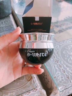 Kem face nám nhẹ swhite