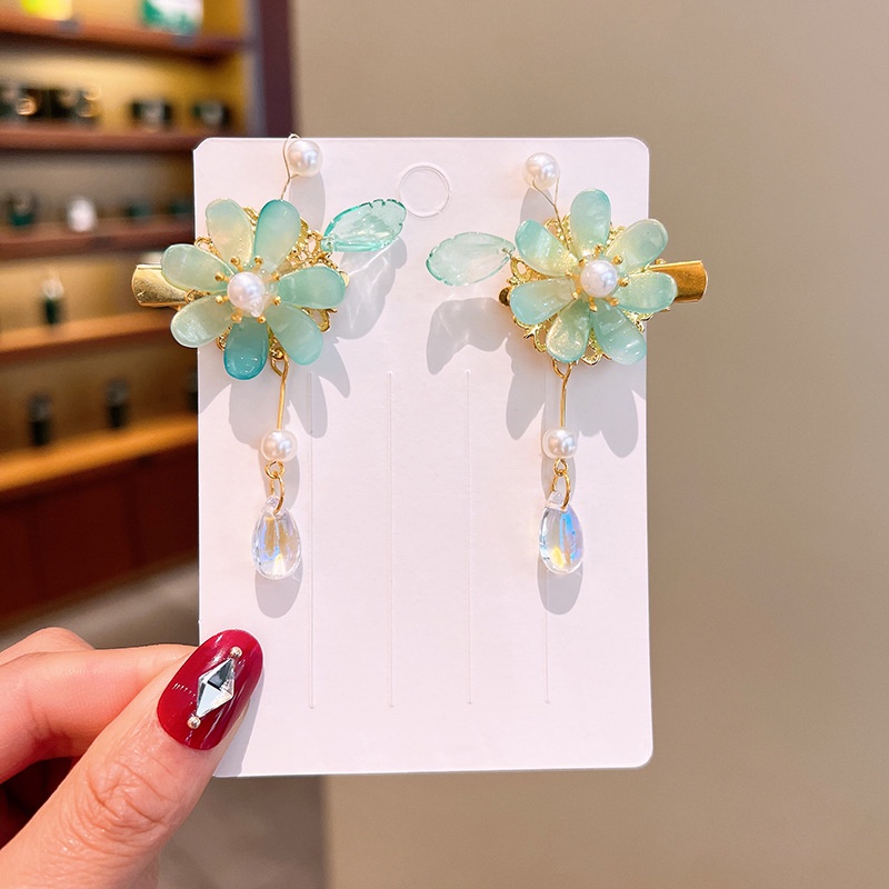 Set 1 Cặp Kẹp Tóc Hình Bươm Bướm/Hoa Nhiều Màu Sắc Phối Tua Rua Dễ Thương Cho Bé Gái