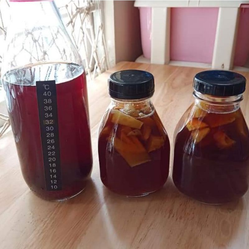 Chai thủy tinh lùn nắp nhựa 500ml.