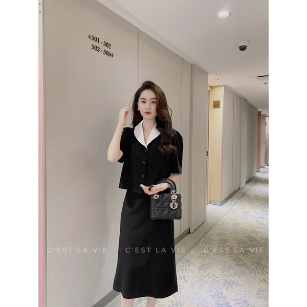 Set áo cổ pha trắng mix cùng chân váy midi