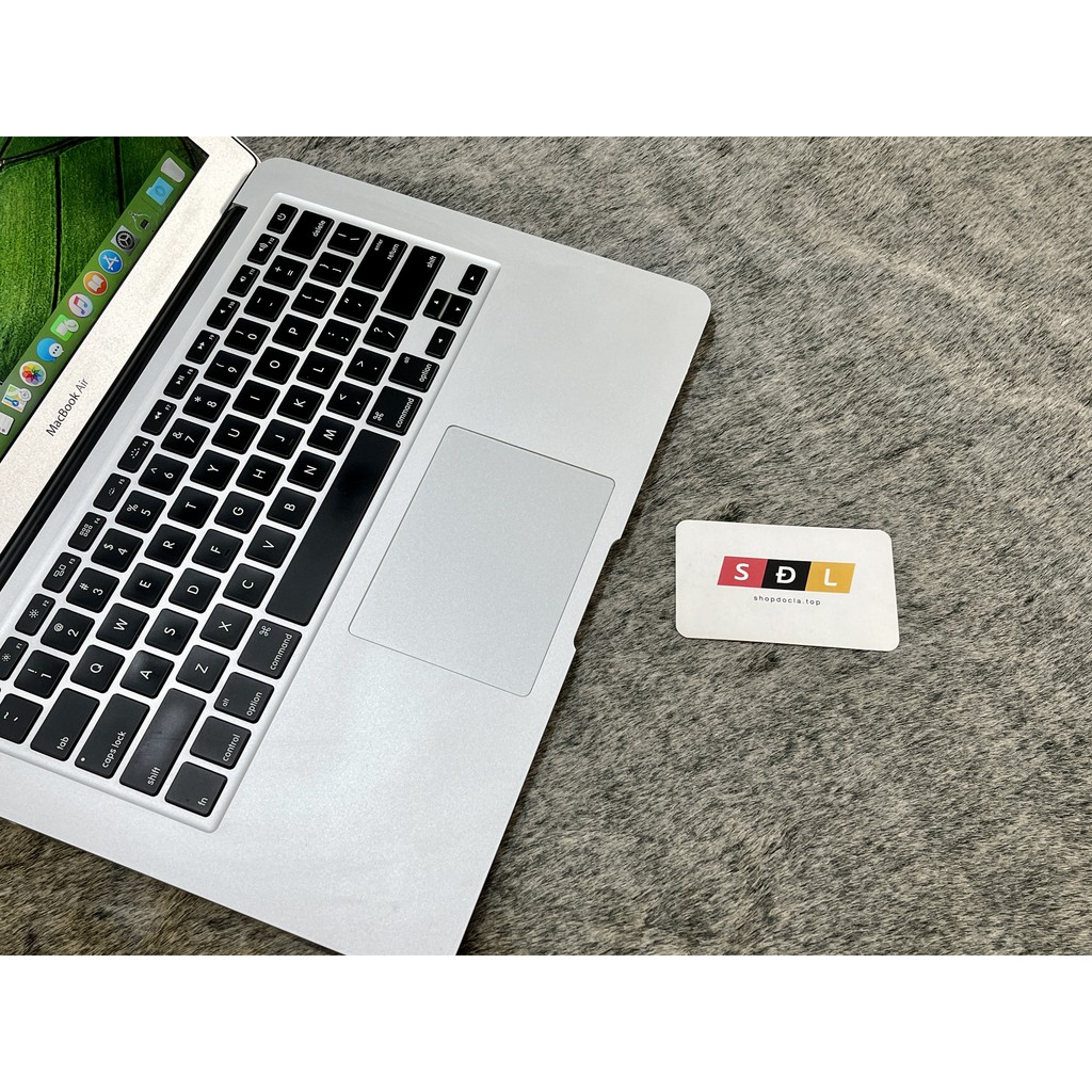 Máy tính Macbook Air (13 inch, 2017) Core i5 / RAM 8GB / SSD 128GB MQD32