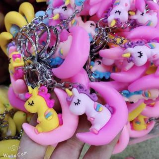 🦄 Móc khóa kỳ lân trên mặt trăng