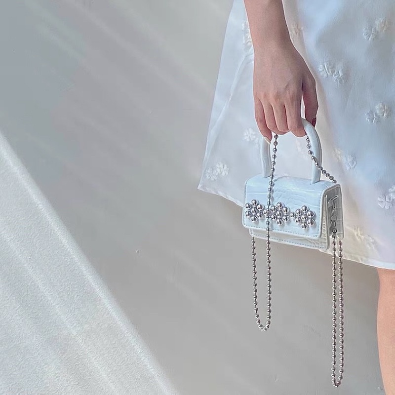 Túi đeo vai, túi xách cầm tay mini hoạ tiết bông tuyết kiểu dáng thanh lịch, tao nhã phù hợp đi tiệc dành cho nữ