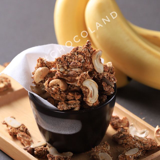 Granola bánh chuối ăn kiêng (Banana Bread Granola)