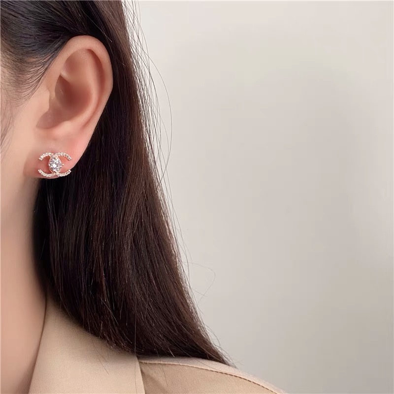 Khuyên tai nữ đính đá pha lê cao cấp Bông tai Titan không gỉ mẫu mới 2022 thiết kế đơn giản thời trang thanh lịch