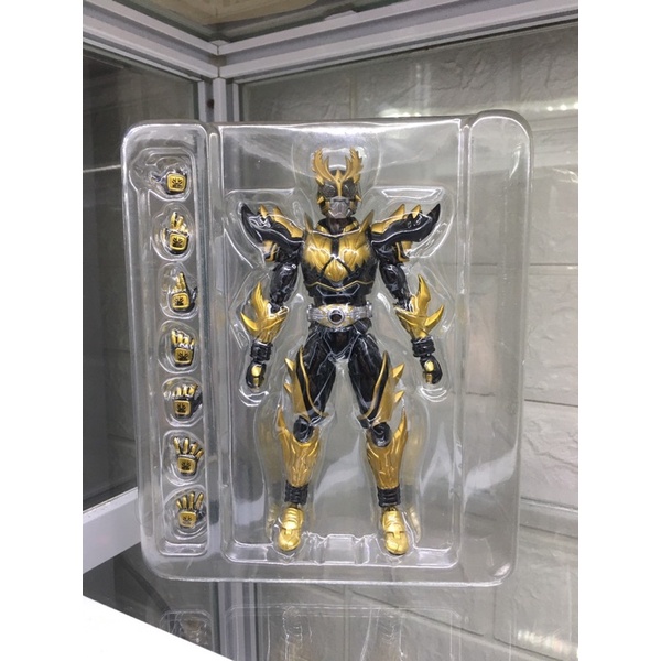 (HẾT HÀNG) MÔ HÌNH CHÍNH HÃNG SHF KAMEN RIDER KUUGA RISING ULTIMATE LIKE NEW JPV