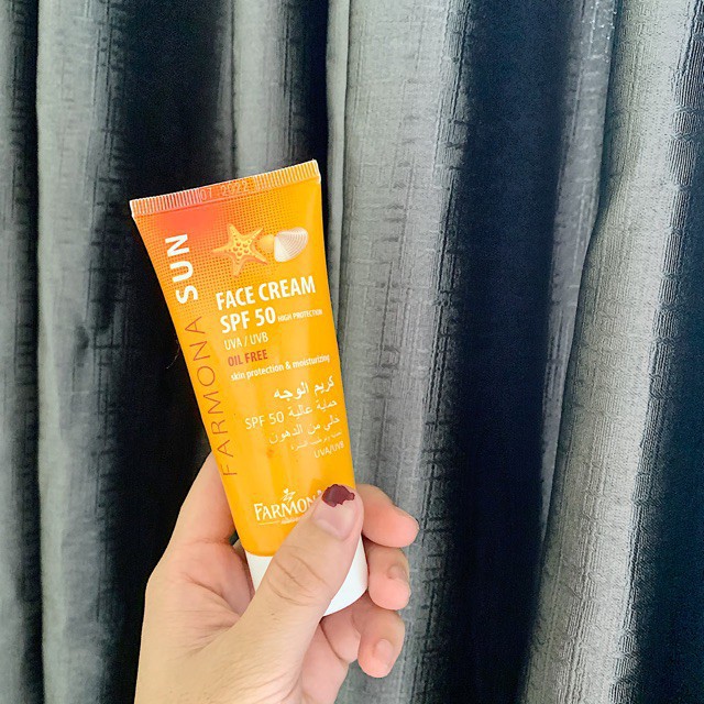 Kem Chống Nắng Da Mụn, Da Dầu FPE 50 - Farmona Sun Oil Free