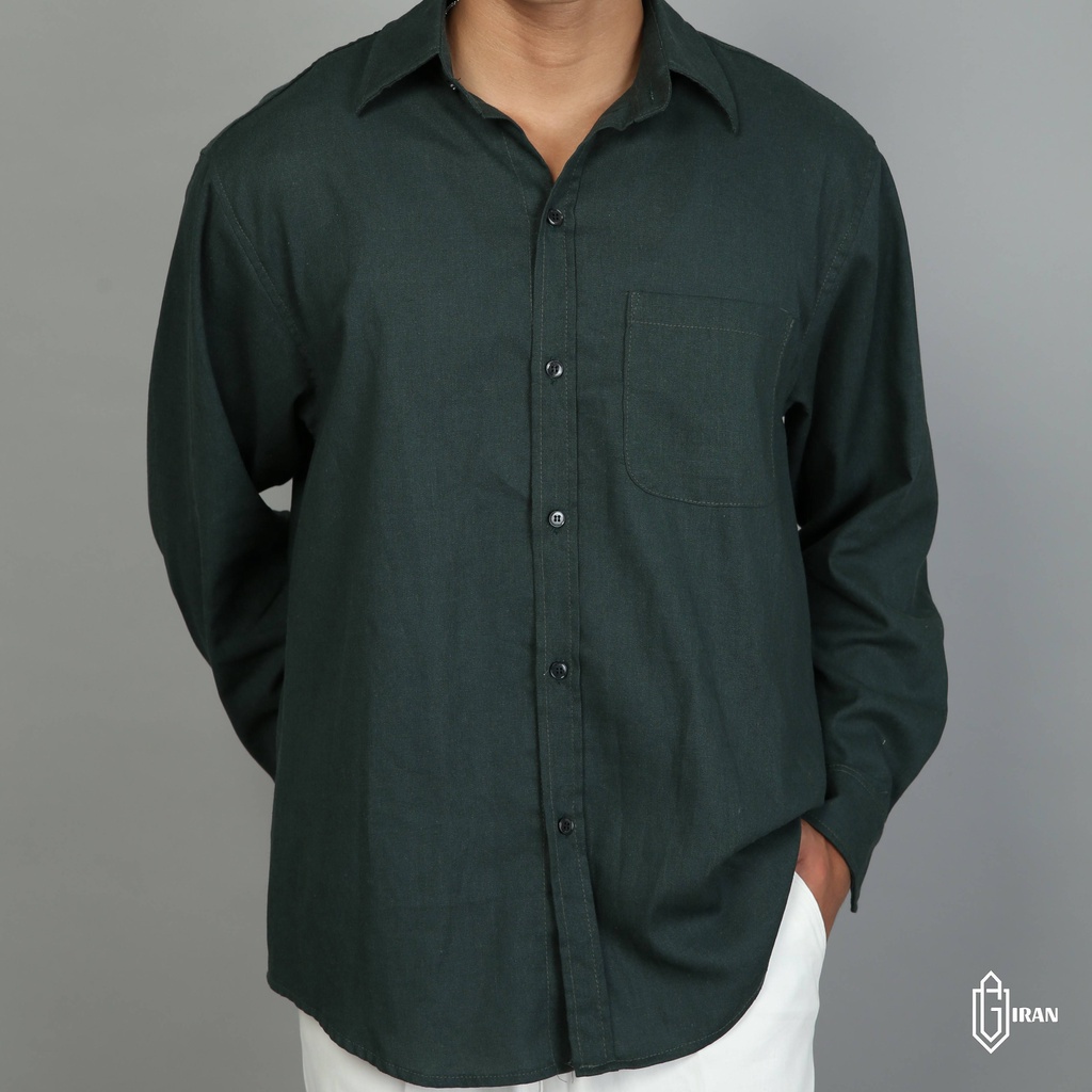 ÁO SƠ MI LINEN XANH LÁ ĐẬM CỔ ĐIỂN FORM RỘNG | GIRAN