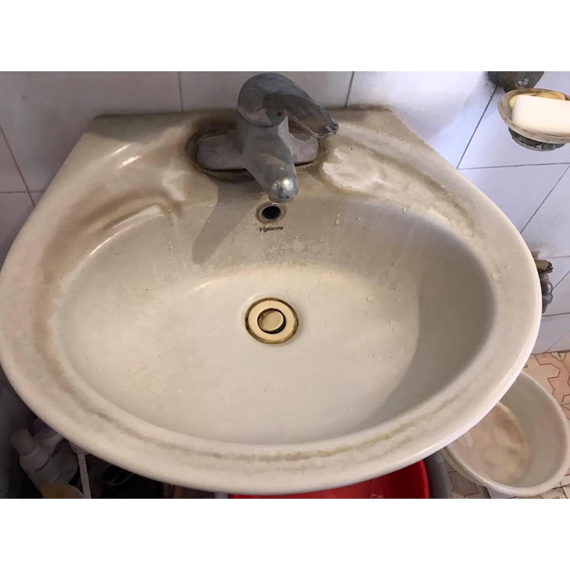 Dung dịch tẩy cặn canxi bám lâu ngày trên đồ dùng bằng sứ ,nhựa labalo ,bồn cầu Smart Cleaner 500ml
