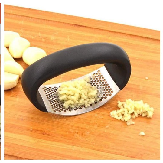 DẬP TỎI CÓ TAY CẦM CÁN ĐEN INOX ĐA NĂNG CAO CẤP