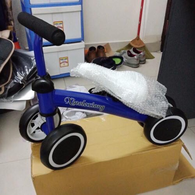 Xe thang bang Xe cân bằng loại to có vỏ hộp cho bé Loại nhỏ ko vỏ ....................::::::...::::....................