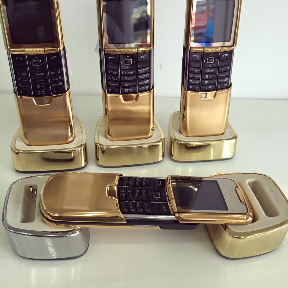 Điện thoại Nokia 8800 anakin gold tồn kho