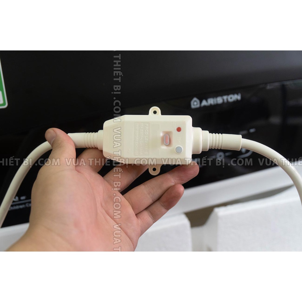 Ariston SLIM2 LUX-D 30 Lít – Bình Nóng Lạnh Gián Tiếp - SL2 30 LUX-D