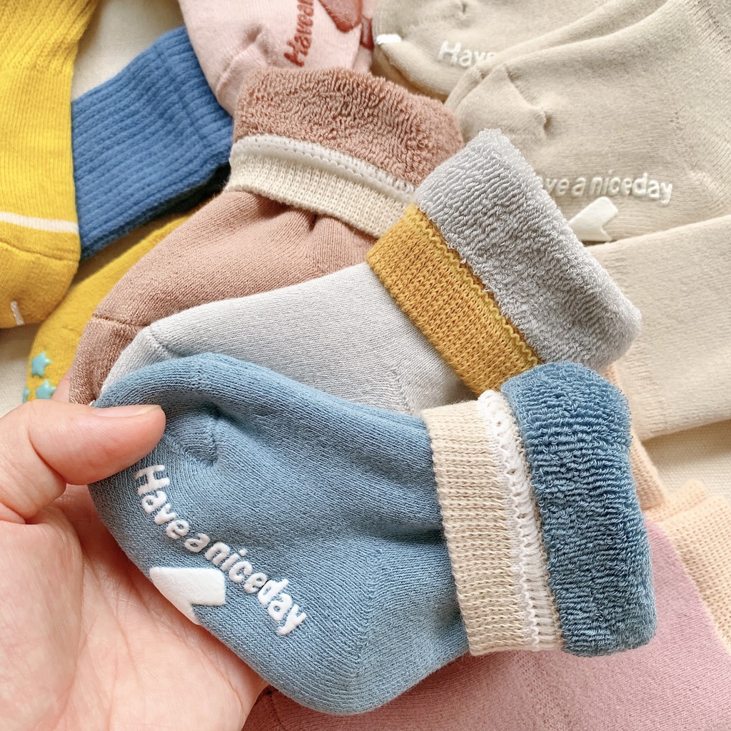 Tất lót lông xù dày giữ ấm cho bé (set 3đ)