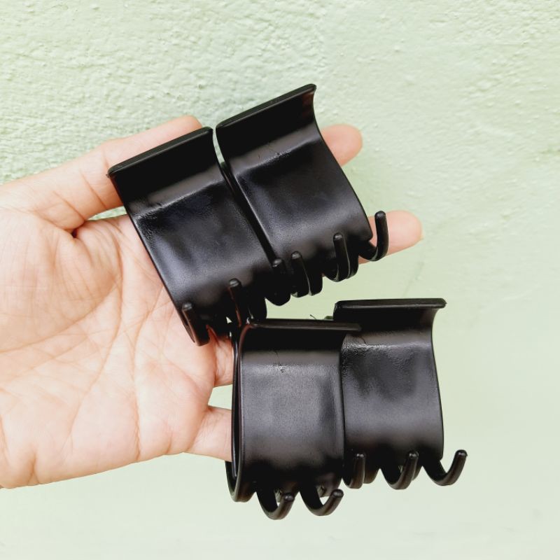Kẹp tóc 5 răng nhám màu đen