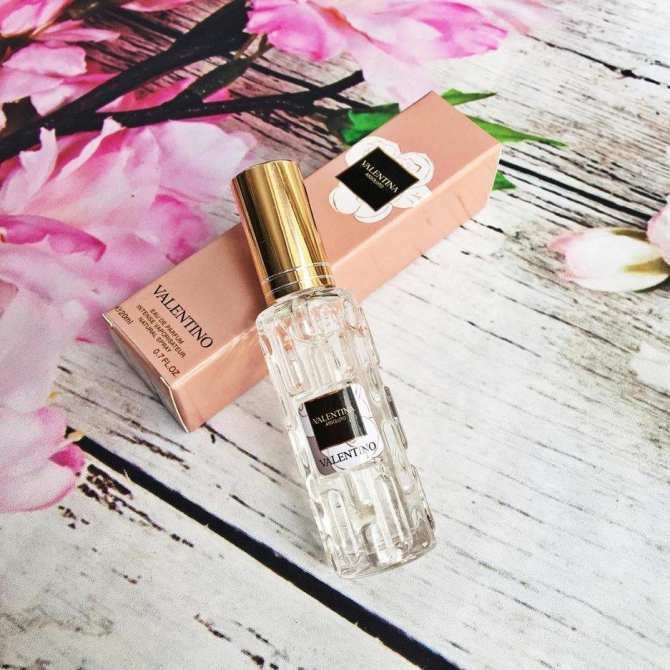 Nước hoa valentino mini nữ chai 20ml dạng xịt- mẫu 4d- Mùi Valentino