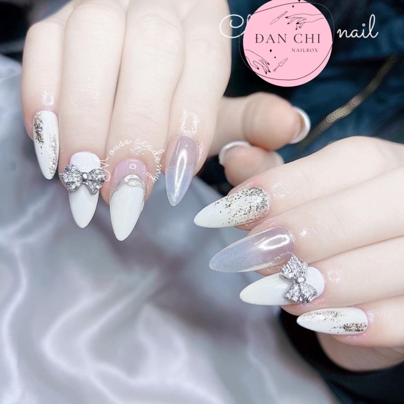 NailBox móng úp thiết kế sẵn Mẫu Trắng Charm Nơ