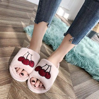 DÉP TRONG NHÀ TRÁI CÂY