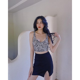Áo ba lỗ nút bấm