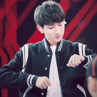 Áo khoác Teddy bomber