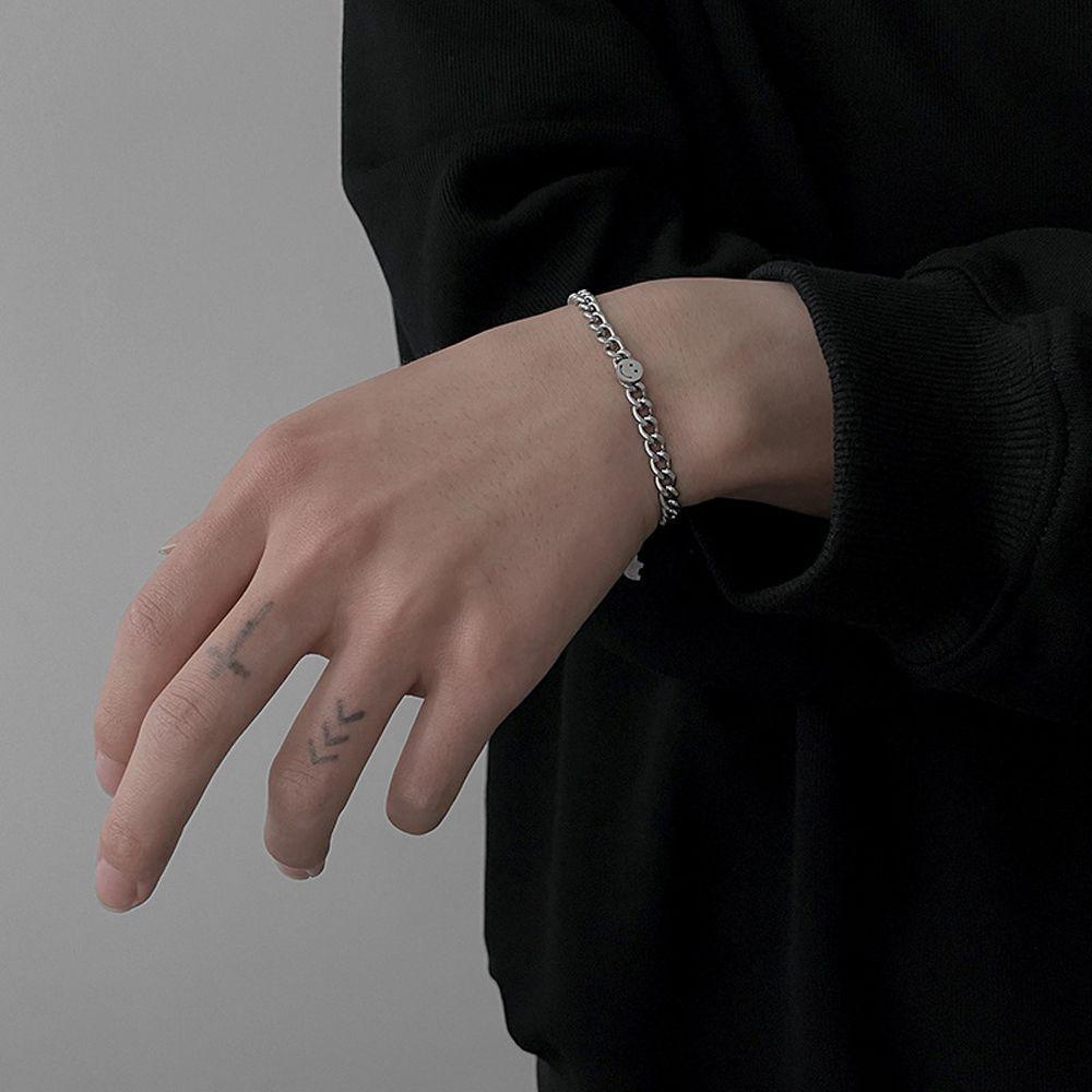 Vòng Tay VANES1 Chất Liệu Thép Titan Phong Cách Hàn Quốc Cho Nam Nữ