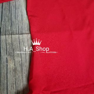 Đầm bầu đuôi cá đen và đỏ