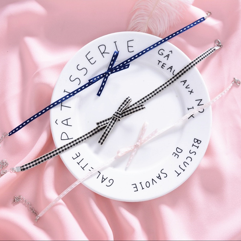 Vòng Cổ Choker Ngắn Xương Quai Xanh Thắt Nơ Họa Tiết Caro Phong Cách Đường Phố Cho Nữ