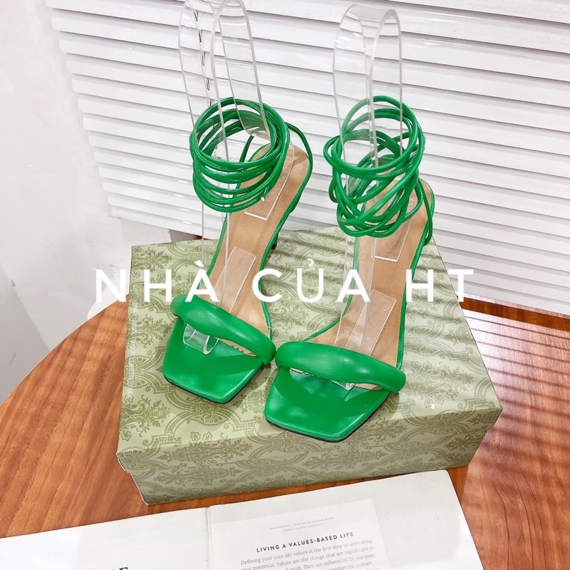 GIÀY SANDAL GÓT NHỌN 9 PHÂN DÂY QUẤN CHÂN SANG CHẢNH