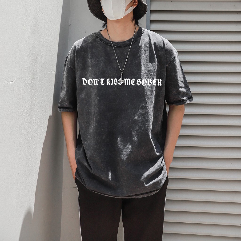 Áo Thun KISS ME Ulzzang Unisex 2 Màu- Áo Phông Nam Nữ Unisex Tay Lỡ 100% Cotton  - OCEAN.CLO