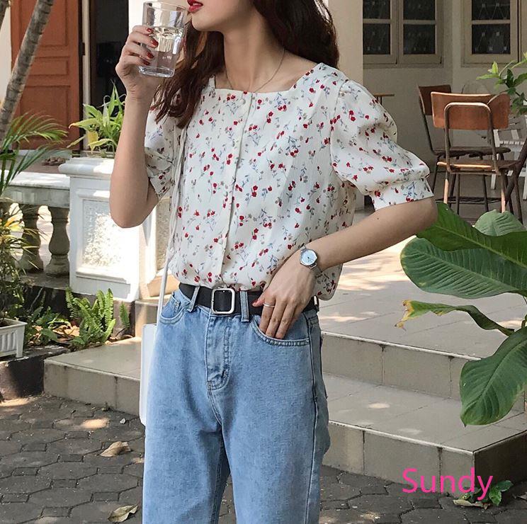 Áo Kiểu Cổ Vuông Họa Tiết Hoa Xinh Xắn Ngọt Ngào Cho Nữ