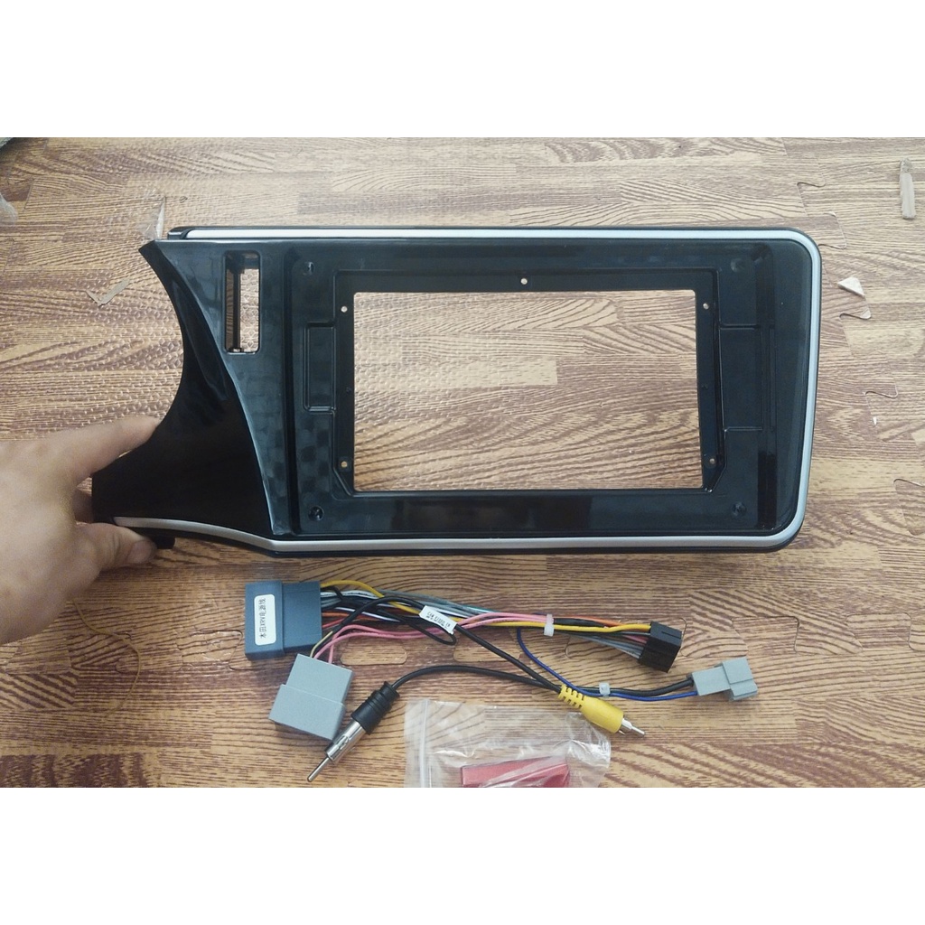 Mặt dưỡng lắp màn hình ANDROID 10 In Honda City 2015 -2019 Kèm rắc nguồn Zin