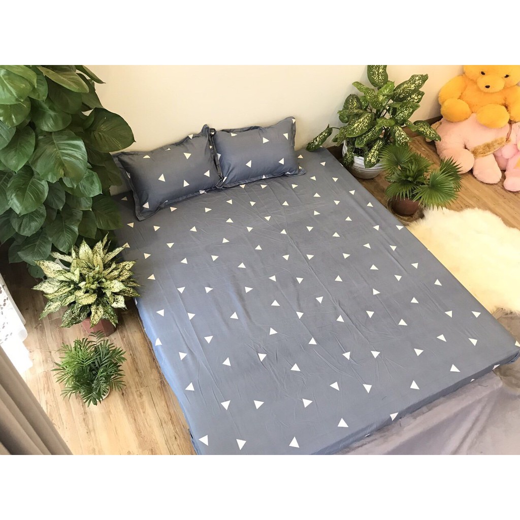 Bộ ga chun và 2 áo gối nằm Emmidecor - mẫu tam giác ghi, drap cotton poly