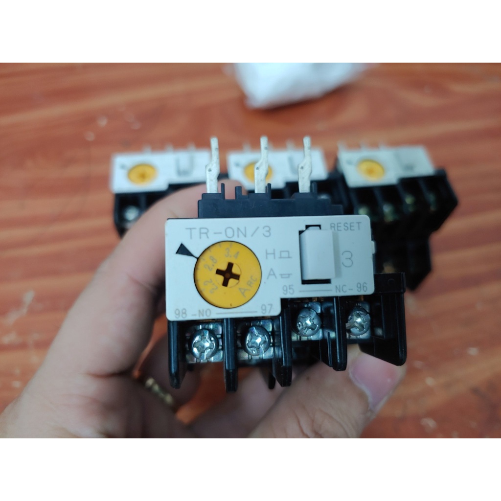 Relay (Role nhiệt) 2.2A - 3.4A Fuji Electric TR-0N dùng cho Contactor SC-03, SC-0, SC-05 1NO 1NC