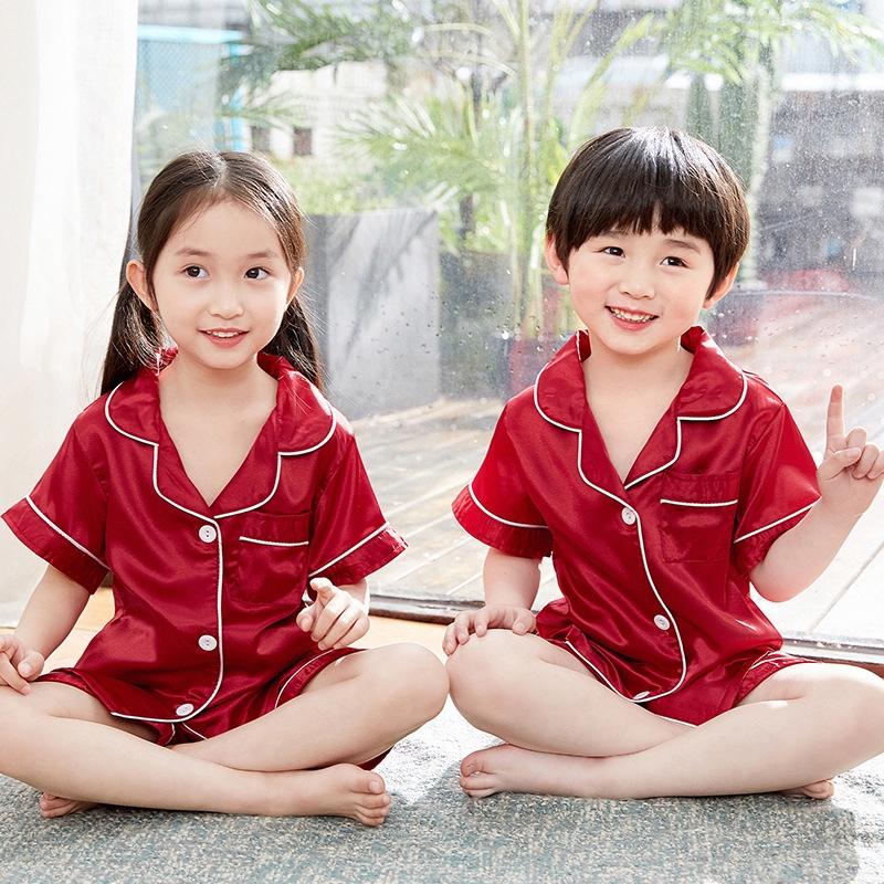 Set Đồ Ngủ Tay Ngắn In Hình Dễ Thương Cho Bé