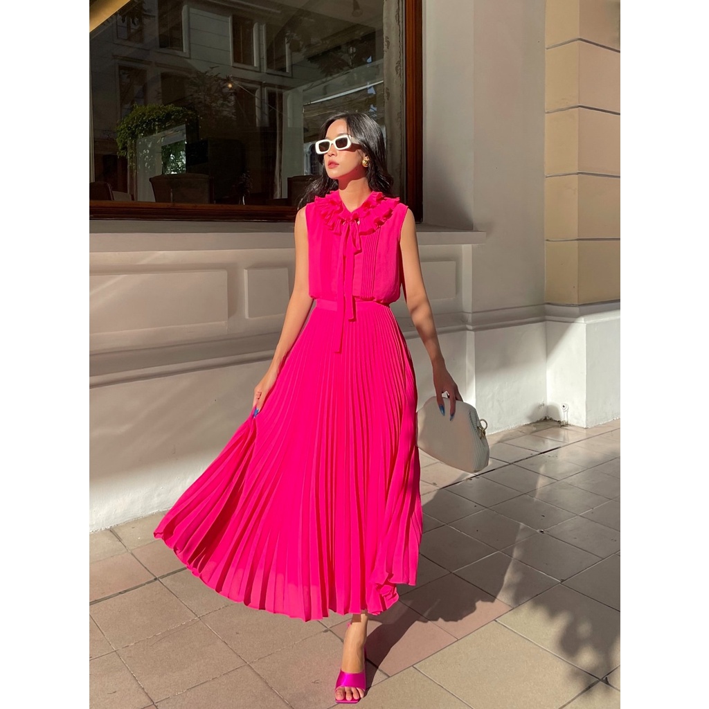 Áo chiffon cổ bèo và chân váy midi hồng fuchsia HUONG BOUTIQUE HBSM993
