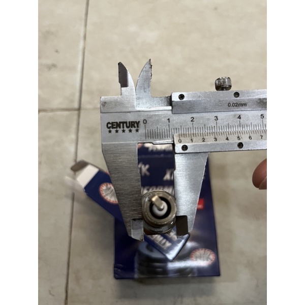 Bugi máy xăng GX 168 181 200 thân lớn phụ kiện nông ngư cơ
