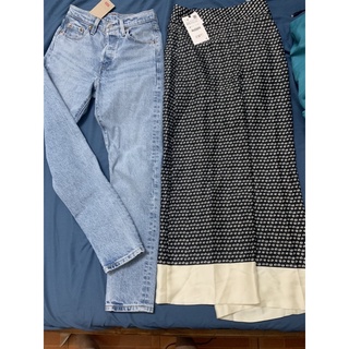 Quần lụa zara đen hoạ tiết newtag sz xs