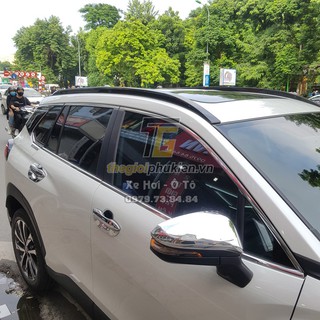 Nẹp chân kính INOX Toyota Corolla Cross