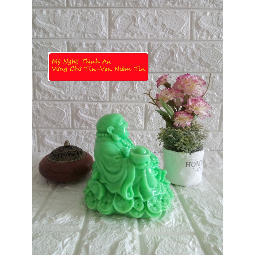 Tượng phật di lặc ngồi đống tiền vàng của cải xanh ngoc XDL15