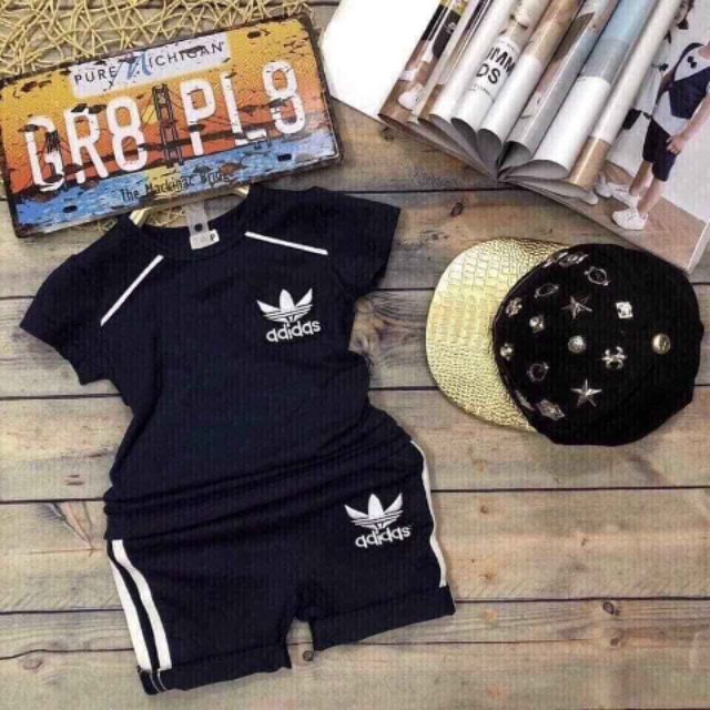 Bộ adidas bé 12-15kg