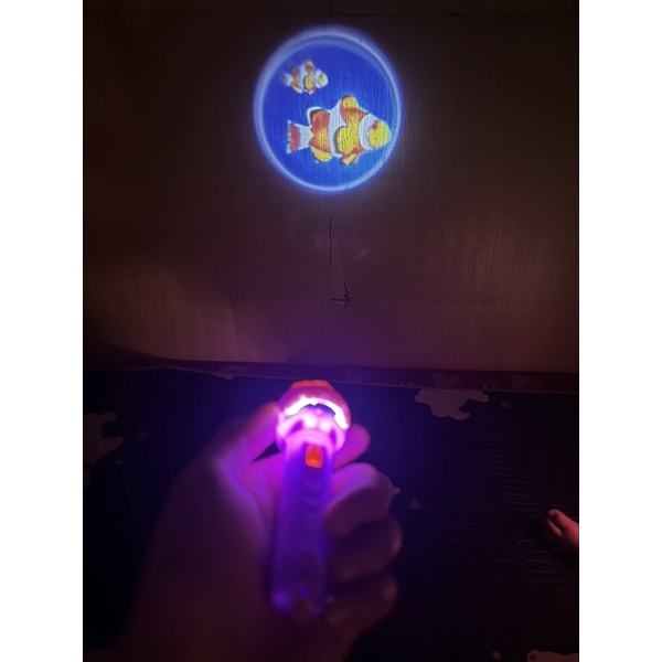 Đèn Pin Chiếu Hình Cho Bé 3D, Đèn Vẽ Thông Minh Có Nhiều Hình Động Vật