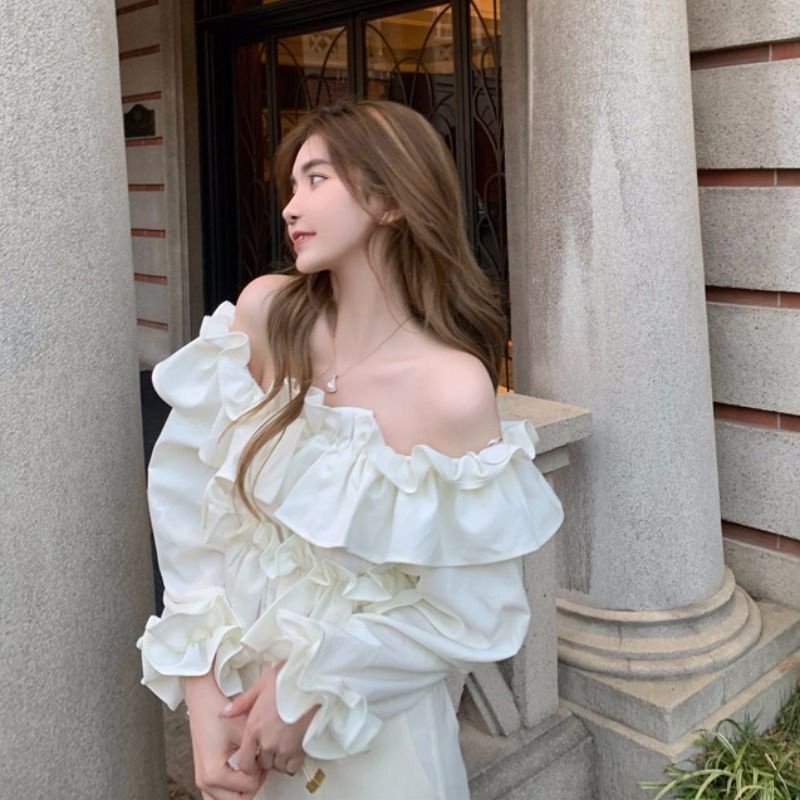 Áo kiểu COZOKC trễ vai tay dài phối bèo thời trang dành cho nữ