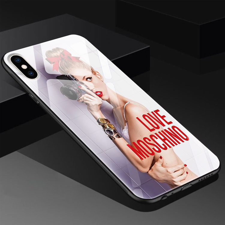 Ốp Lưng Moschino- Gucci May Mắn Dành Cho Iphone Từ 5/5S Cho Đến Iphone 12/12 Pro Max