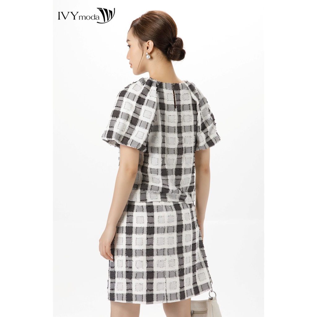 Chân váy kẻ vải nổi IVY moda MS 31B8790