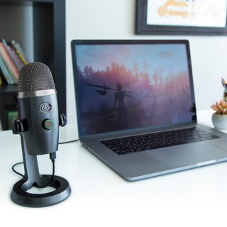 Mic thu âm Blue Yeti Nano Multi-Pattern USB Condenser Microphone