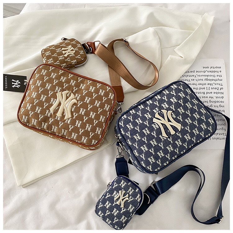 Set túi đeo chéo thêu chữ dáng hộp